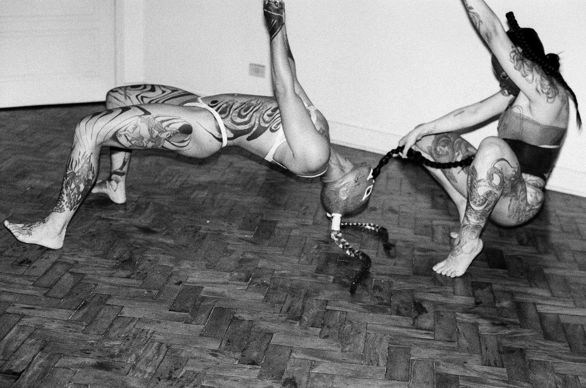 Profano with Abitante — butoh performance by MAVRA (Luiza Jesus do Prado), photo 6