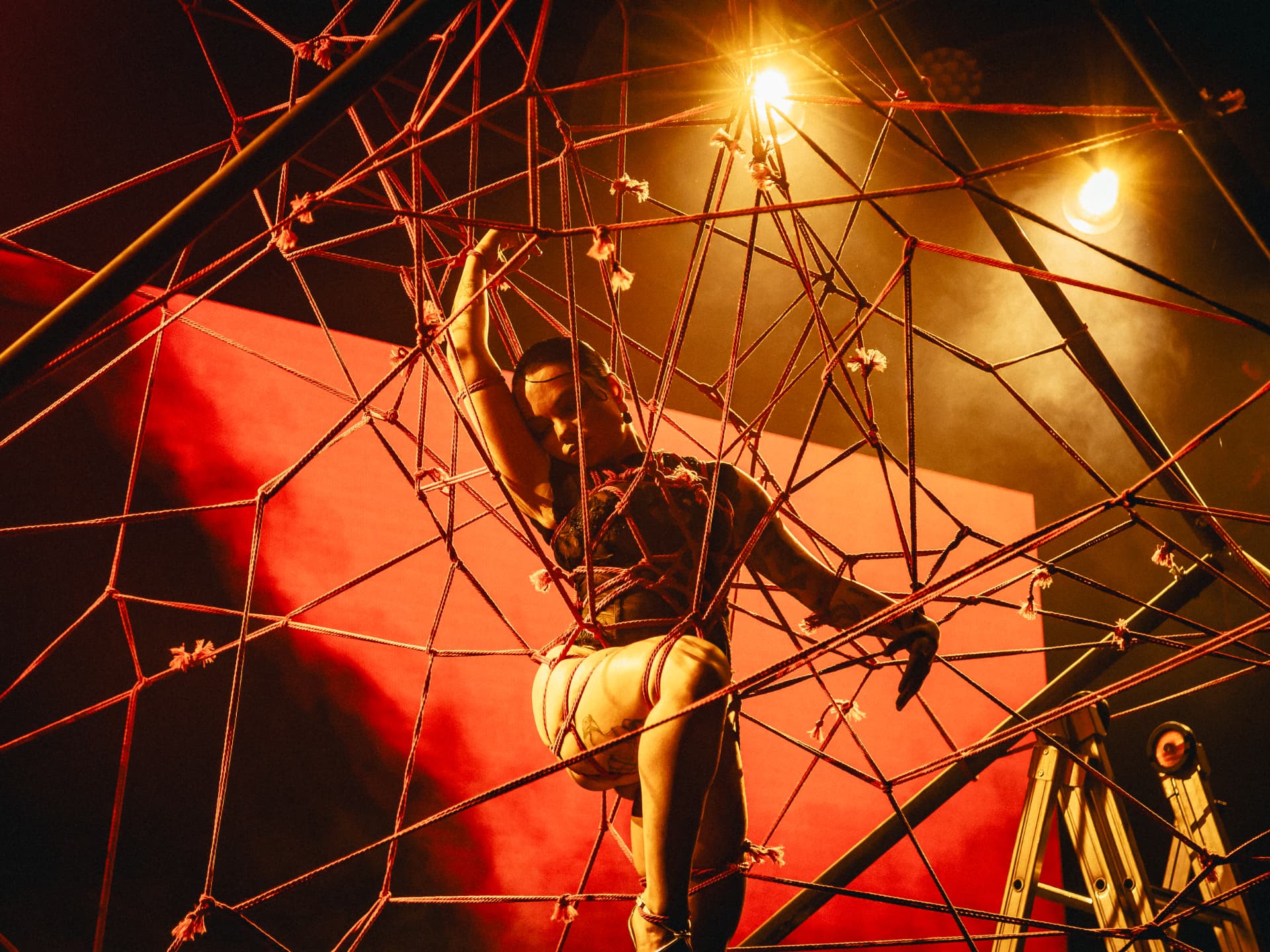 Cube with Hajime Kinoko — shibari stage performance by MAVRA (Luiza Jesus do Prado)