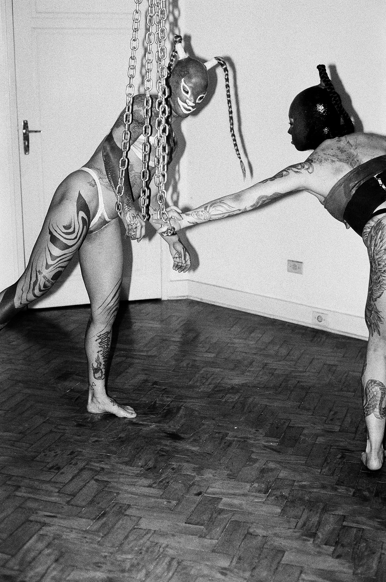 Profano with Abitante — butoh performance by MAVRA (Luiza Jesus do Prado), photo 7
