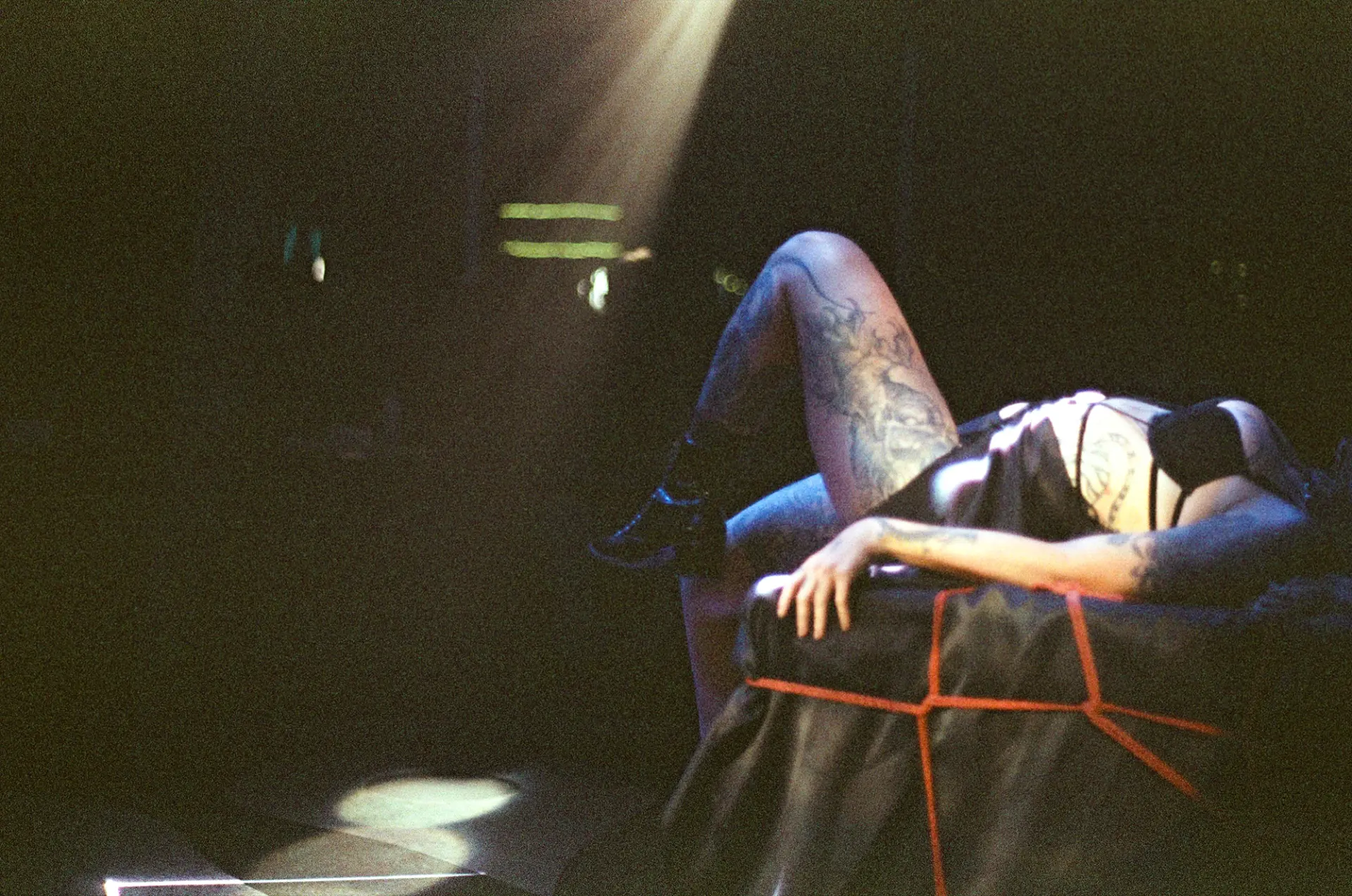 Love Shibari performance — shibari stage performance by MAVRA (Luiza Jesus do Prado)